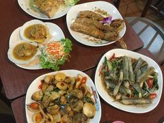 -班赞海鲜市场胖阿姨加工点