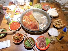 -四小区火锅·巷子里的重庆火锅(花照壁店)