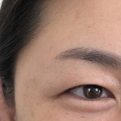 -一个差评成就的纹眉店