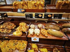 -小飞象面包公社(珠江路金鹰店)