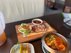 -大头虾越式风味餐厅(光明广场店)