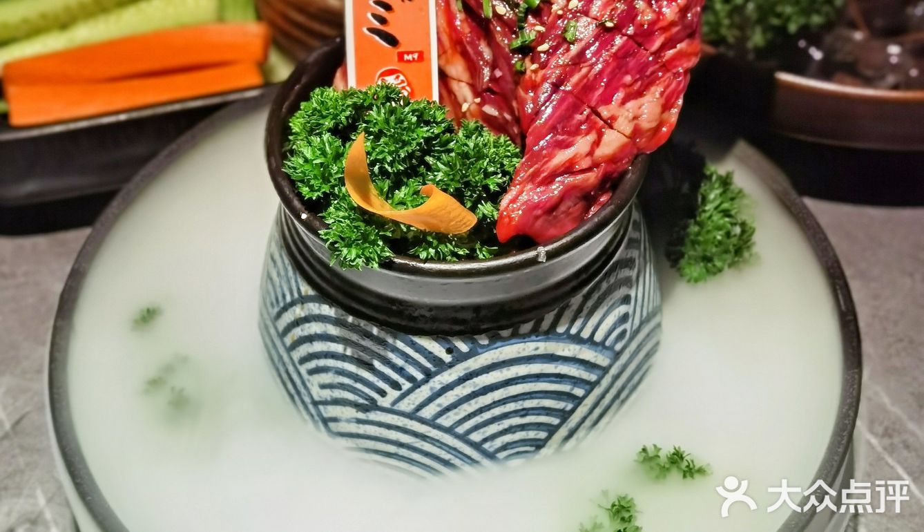 没错了，就是这一刀！现切和牛烧肉天花板