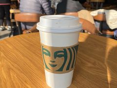 -星巴克臻选(莘庄仲盛店)