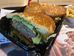 圣塔芭芭拉经典牛肉特堡-The Habit Burger Grill 哈比特汉堡(复兴soho店)