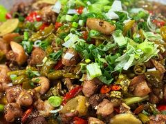 -廖哥泡椒兔(峨眉店)