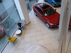 -北京盈之宝宝马&MINI4S店(望京店)