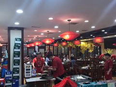 大堂-那家老院子东北菜·饺子·小鸡炖蘑菇(艳华街店)