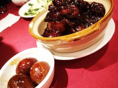 吉士红烧肉-老吉士酒家(天平路店)