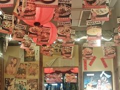 -有红鸡毛店·砂锅菜(抚琴夜市店)