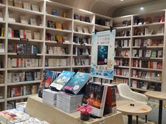 -钟书阁(群光广场店)