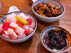 -毛辣果·贵州红酸汤牛肉火锅(西单店)