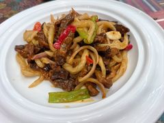 -乡村馕坑肉·烧烤·新疆菜·本地人更爱吃(阿勒泰首店)