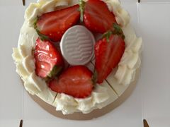草莓奶油蛋糕-福州泰禾铂尔曼酒店·大堂酒廊