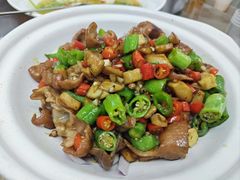 干锅肥肠-椒香川流不息川菜馆(二七北路店)