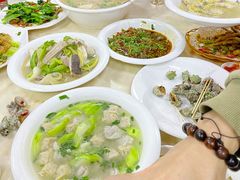 肉丸鱼饺丝瓜汤-记忠海鲜