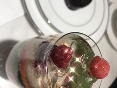 -UNI UNI(环亚凯瑟琳店)