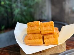 太艮堡手工油条-大良毋米粥 · 粥底火锅(岭南天地店)