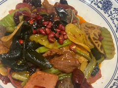 -蜀天上精专麻辣香锅(文定路店)