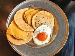 双层猪柳蛋松饼-foodoo芙多松饼店