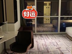 -大连星海皇冠假日酒店