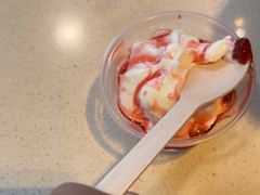 -麦当劳(广州南站B10检票口楼上)