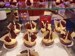 -咖啡苑自助餐厅·中国大饭店