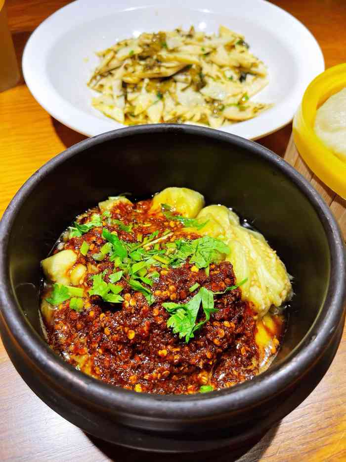 茄子恰恰创意云南菜蒙自南湖荟店