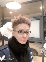 -PE SALON