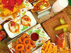 -Famous肥猫墨西哥音乐餐吧(五棵松华熙LIVE店)