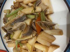 -鹅香四海·卤水火锅·砂锅粥·潮汕菜(宝安店)