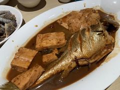 -小船渔村•大连菜•大连焖鱼(黄河路店)