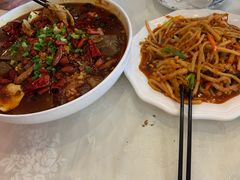-鑫巴蜀小镇 · 水煮鱼专研店(玉桥店)