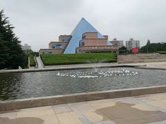 -上海市龙华烈士陵园