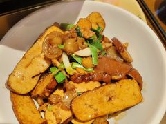 -富正毅三下锅·湘西韵味(天门山索道店)