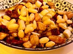 宫保鸡丁-龙门阵茶屋川菜馆(武康路店)