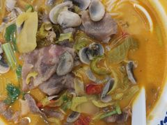 -粉小主·贵州酸汤牛肉粉(南京仙林金鹰店)