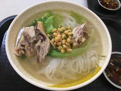 招牌越南鸡肉粉-华姐鸡粉(中心店)