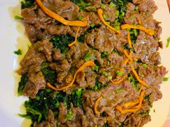 菜尖蒸牛颈-龙桥私厨·姜花菊花过桥鱼·顺德菜(容桂店)