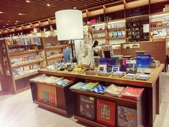 -茑屋书店(天目里店)
