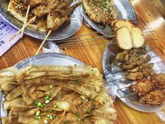 -亮亮烧烤(积玉桥总店)