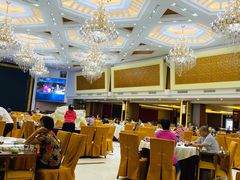 -东豪园林海鲜酒家(南港路辅路店)