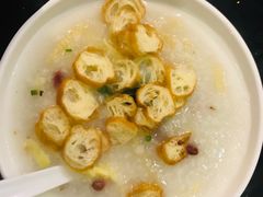 荔湾艇仔粥-卓粤拉肠(红庙店)