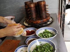 -曾笼笼牛肉饼