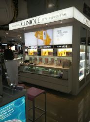 店内环境-CLINIQUE倩碧
