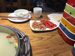 -龙记斑鱼火锅鲜切牛肉自助(红山路店)