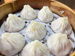 -莱莱小笼·乔艾
