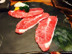 黑牛肋条肉-黑牛の店·和牛烧肉(大悦城店)