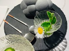 小鸡蹲蘑菇-茶是一枝花泡茶店