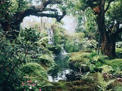 -Chom Cafe and Restaurant