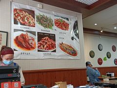 大堂-盐与味葱葱鲫鱼•自贡菜江湖菜(春熙店)